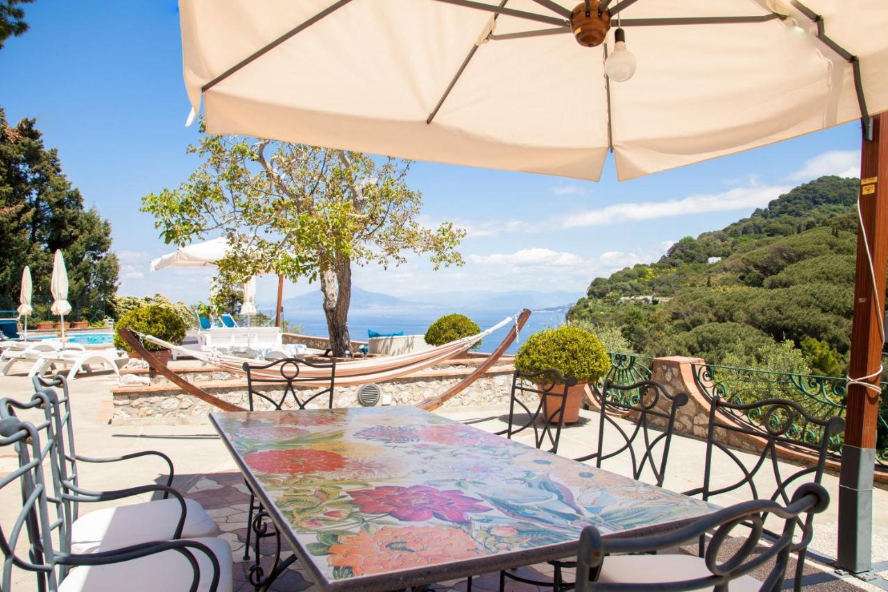 Suite Villa Carolina Капри Экстерьер фото