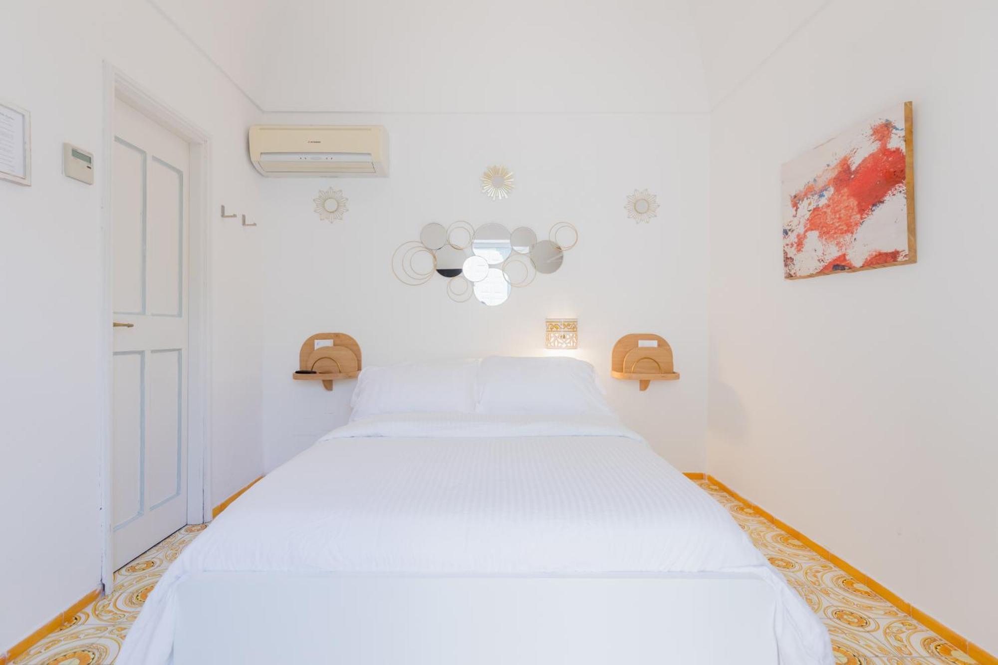 Suite Villa Carolina Капри Экстерьер фото