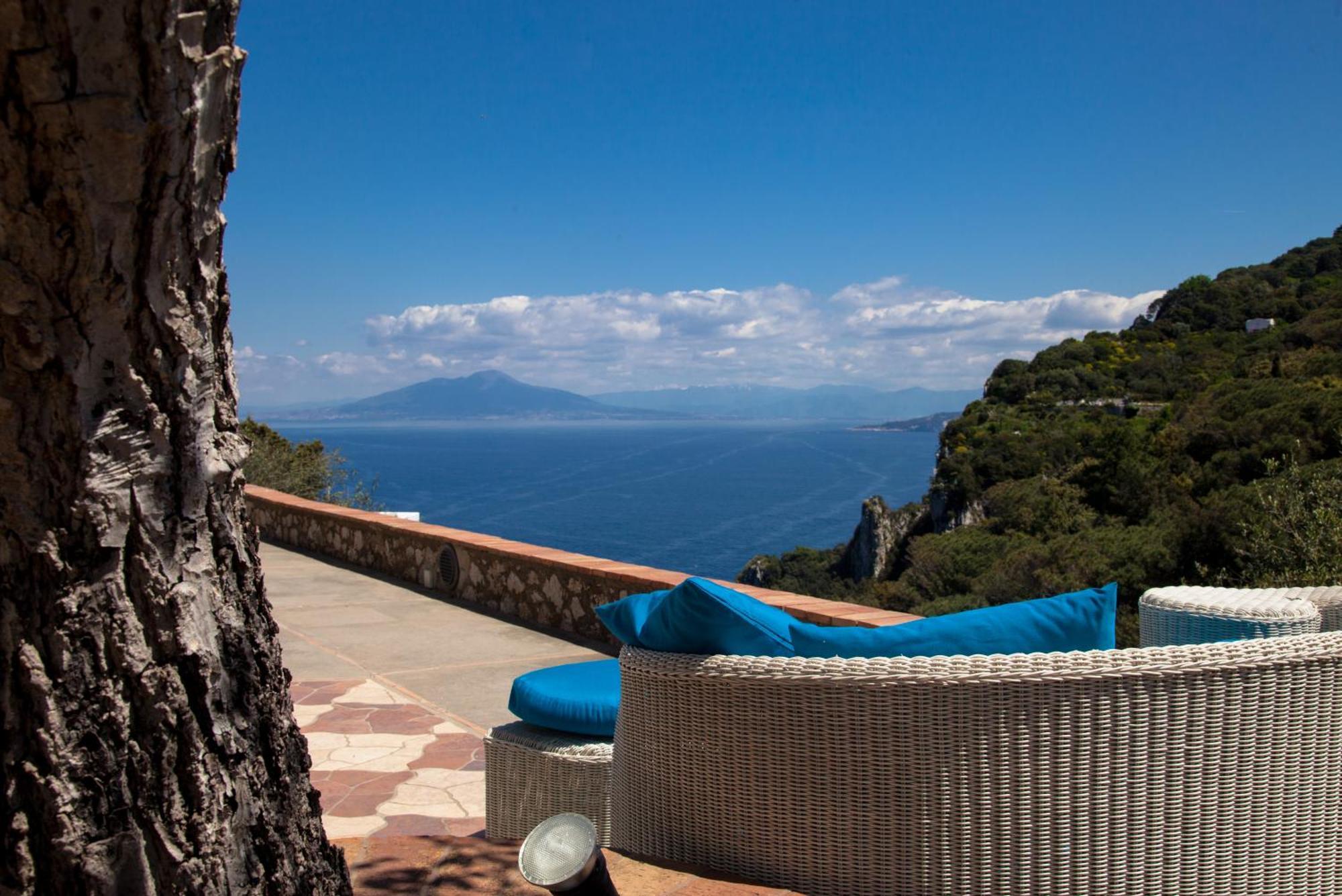 Suite Villa Carolina Капри Экстерьер фото