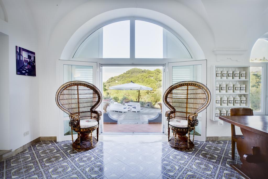 Suite Villa Carolina Капри Экстерьер фото