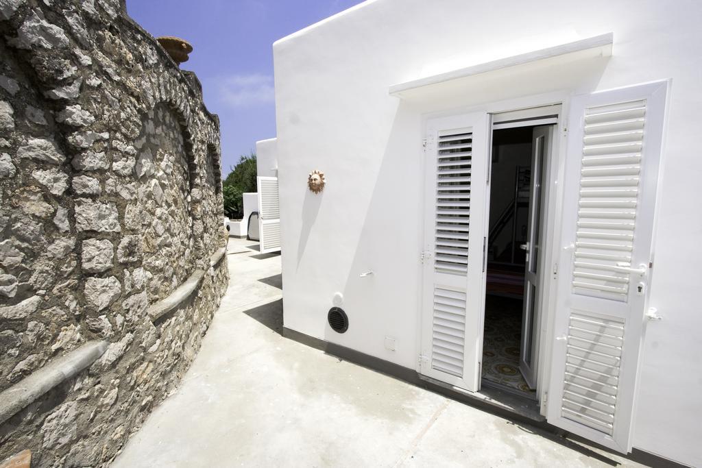 Suite Villa Carolina Капри Экстерьер фото